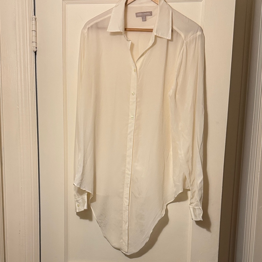Banana Republic Cream Button-Up Silk Blouse
